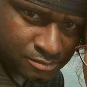 Meet your Posher, Gregory